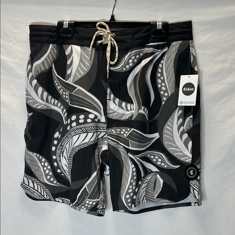 Eidon Black and Gray Leaf Pattern Board Shorts 18” inseam 32 waist